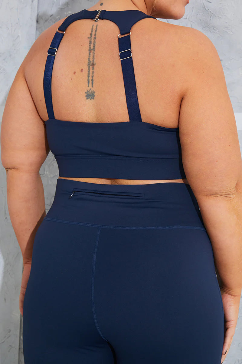 Active Leggings With Concealed Back Zip Pocket