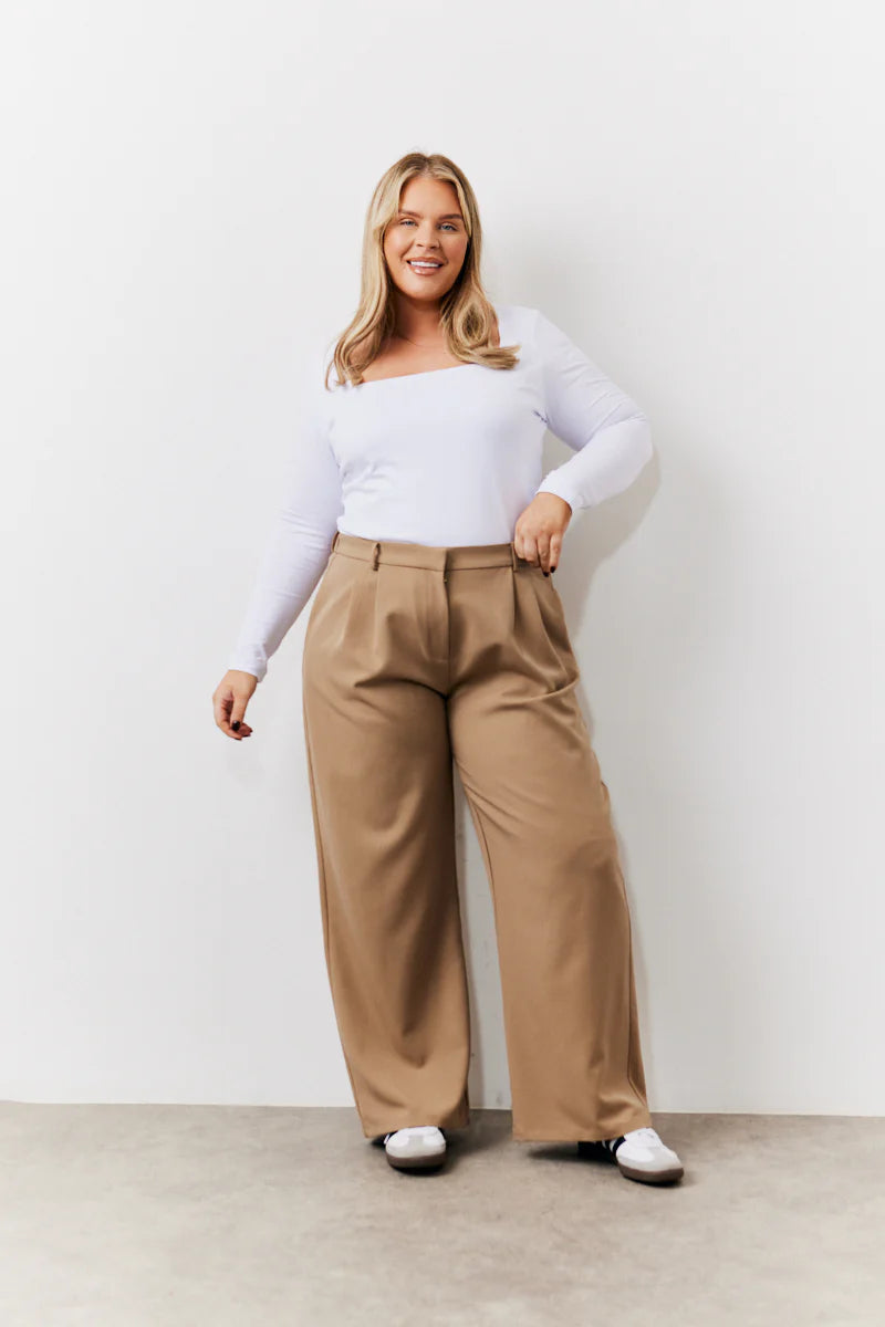 Adjustable Waist Pleat Wide Leg Trouser